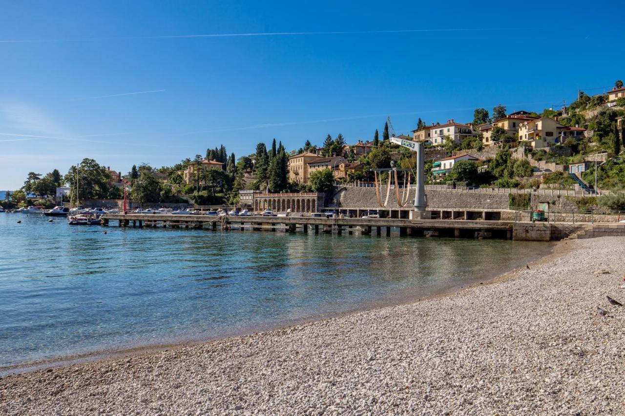 Apartment Carolina Opatija Exterior photo